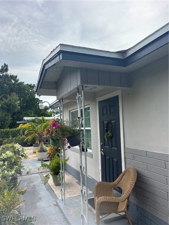 152 Prospect Avenue Fort Myers, FL 33905 - Photo 4 of 18 a view of a house with patio