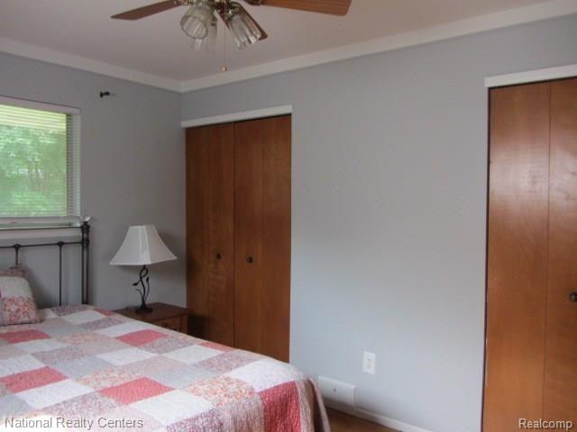 30045 Rambling Road Southfield, MI 48076 - Photo 11 of 25
