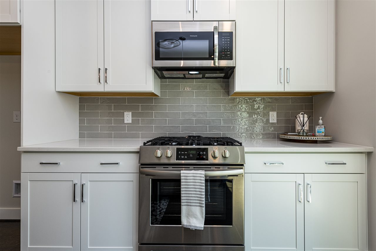 1610 Draper View Loop, Unit 105 Raleigh, NC 27608 - Photo 11 of 30 Photo 11