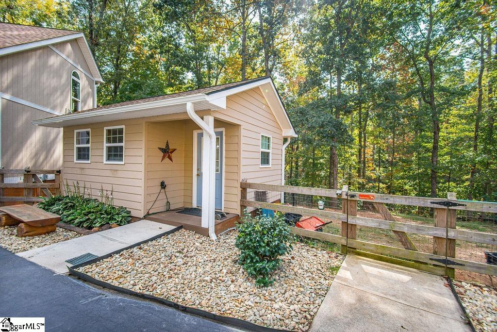 851 State Rd S-42-7023 Campobello, SC 29322 - Photo 24 of 32