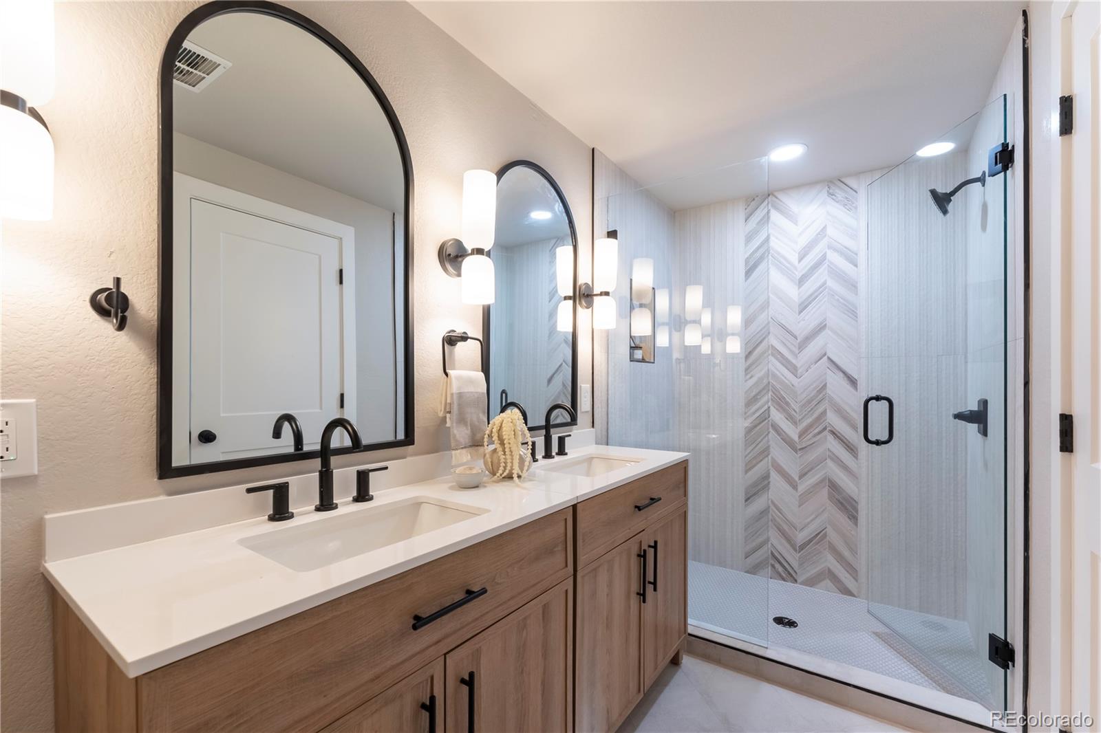 6115 Chase Street Arvada, CO 80003 - Photo 19 of 31