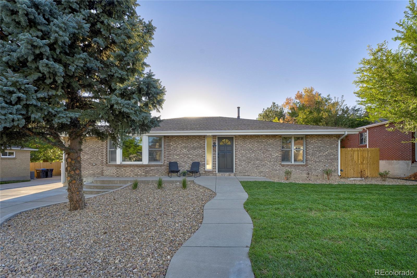 6115 Chase Street Arvada, CO 80003 - Photo 2 of 31