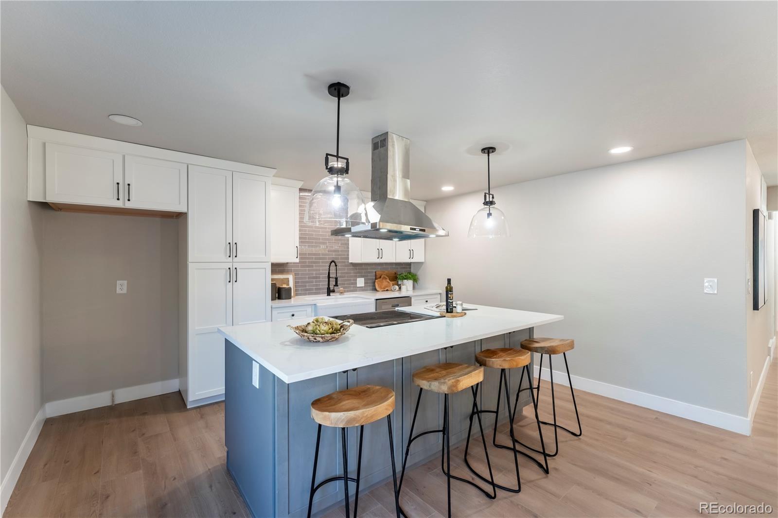 6115 Chase Street Arvada, CO 80003 - Photo 9 of 31