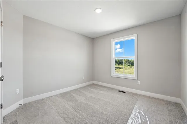 $469,900 | 1222 Northeast 122nd Street, Kansas City, MO 64165