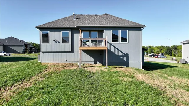 $469,900 | 1222 Northeast 122nd Street, Kansas City, MO 64165