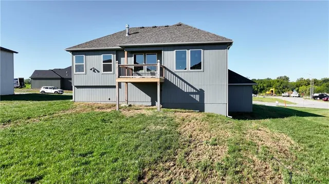 $469,900 | 1222 Northeast 122nd Street, Kansas City, MO 64165