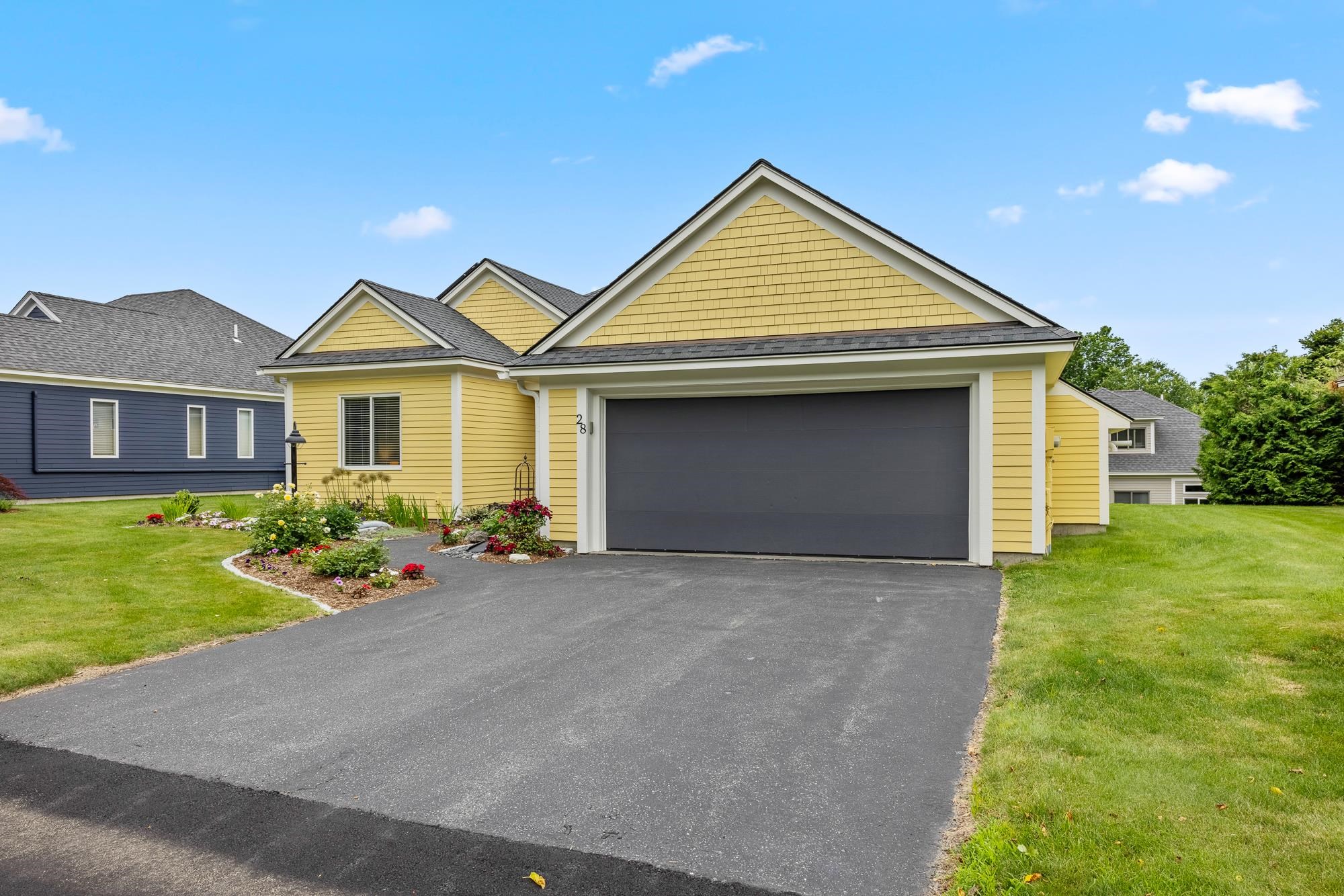 28 Fountain Way Lebanon, NH 03784 - Photo 2 of 53