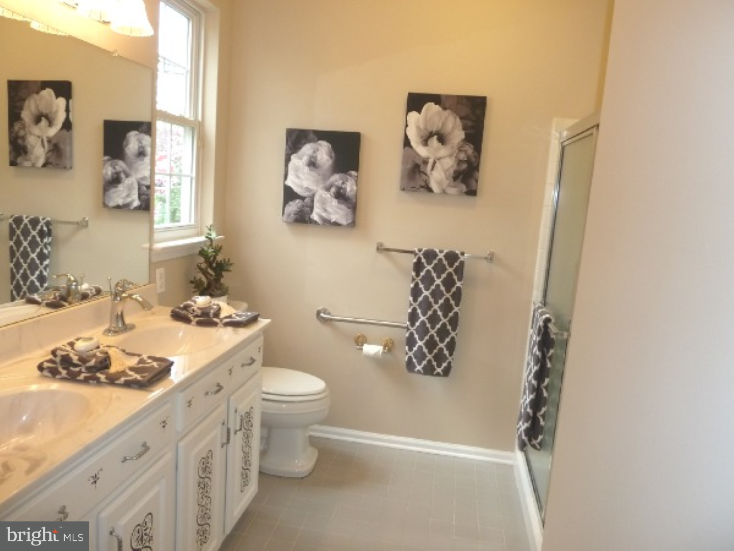 58 Bluebonnet Road Langhorne, PA 19047 - Photo 14 of 25 Master Bathroom