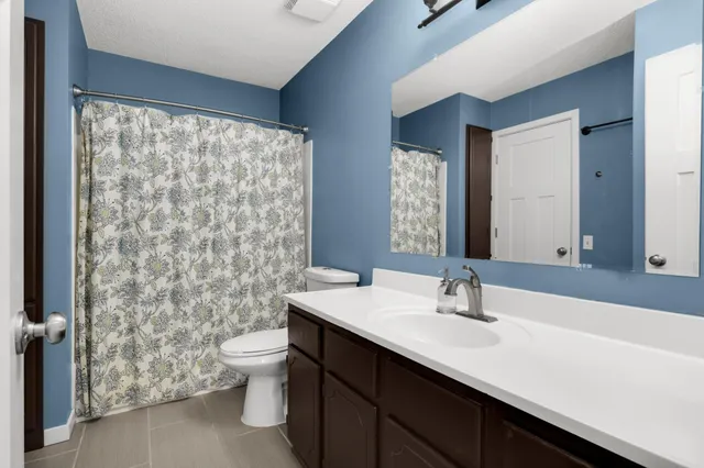 $424,900 | 715 Liberty Heights Drive, Chaska, MN 55318