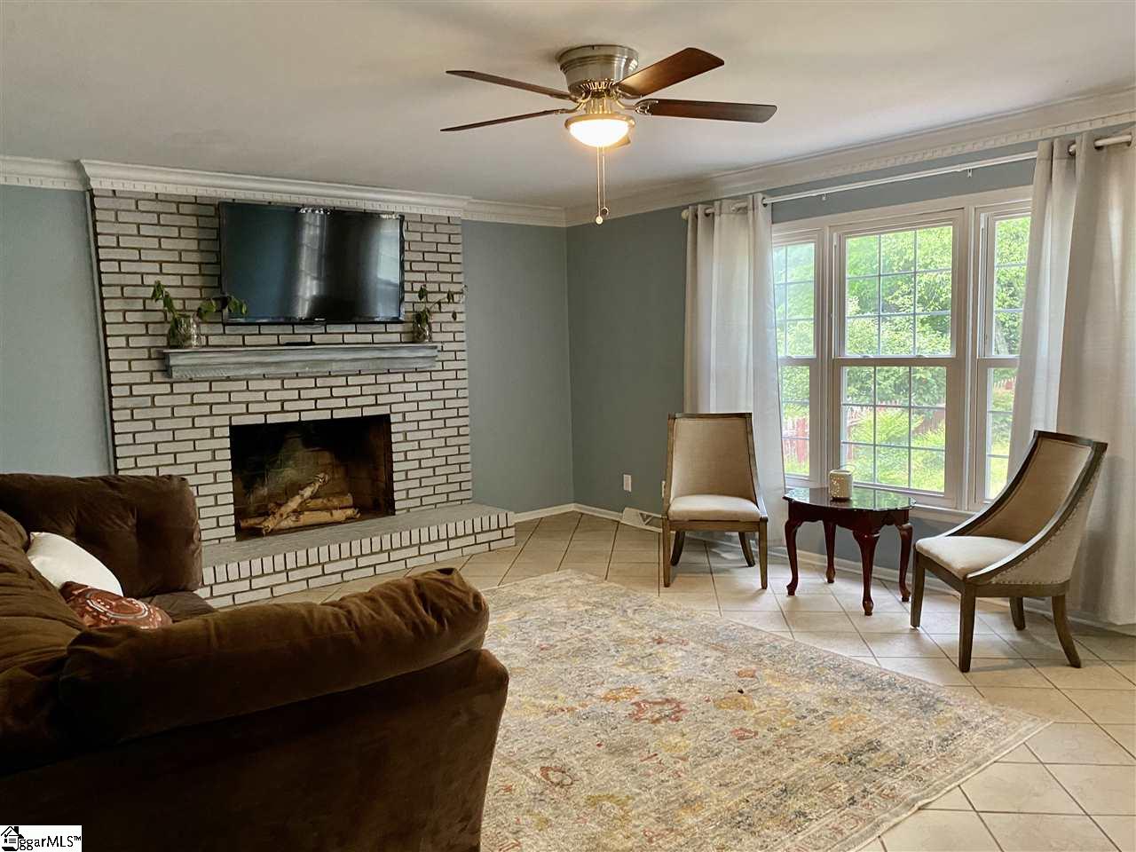 1103 Powderhorn Road Simpsonville, SC 29681 - Photo 9 of 34 Gallery Image 9