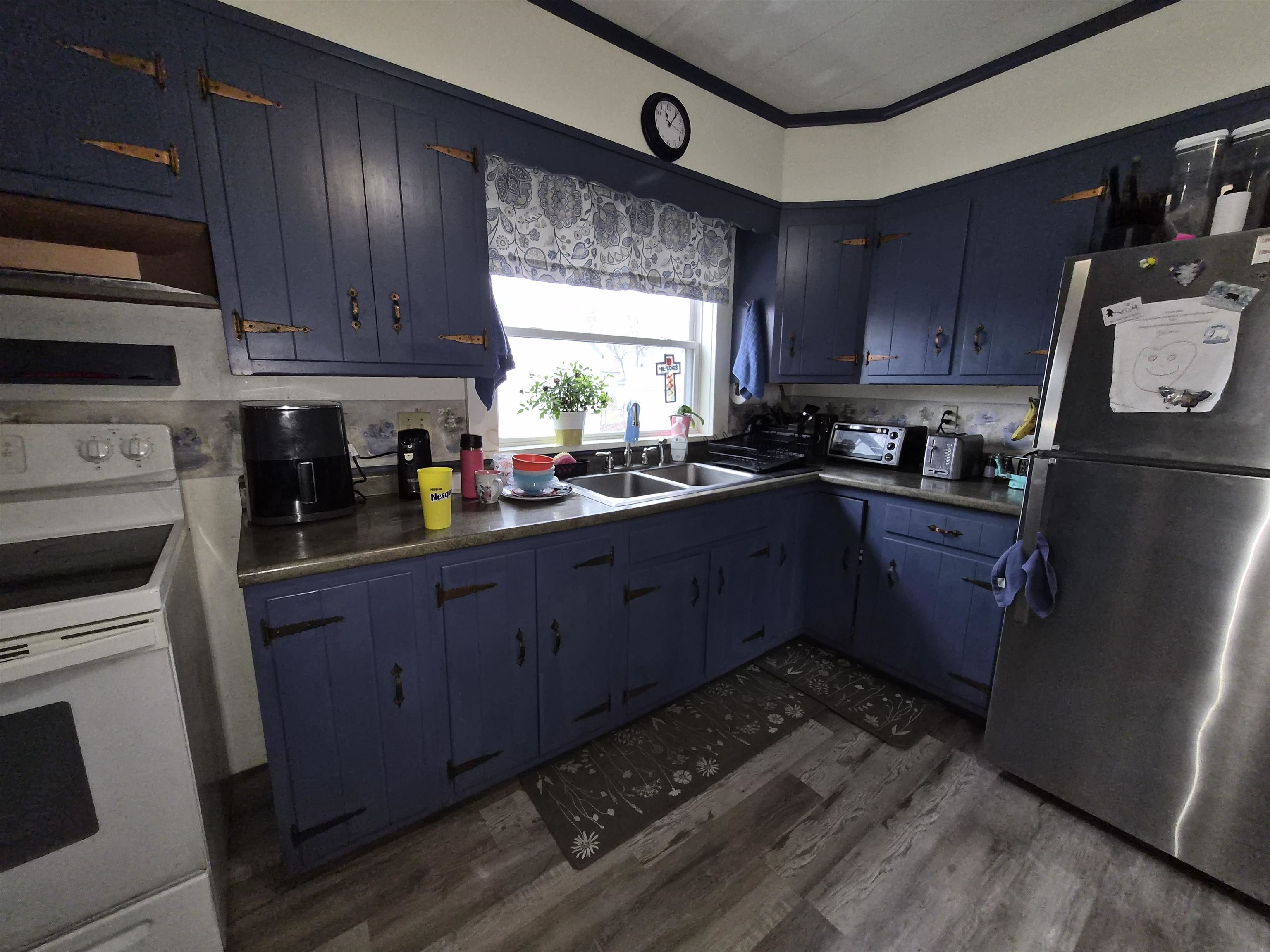 214 Elm Street Barre, VT 05641 - Photo 8 of 24