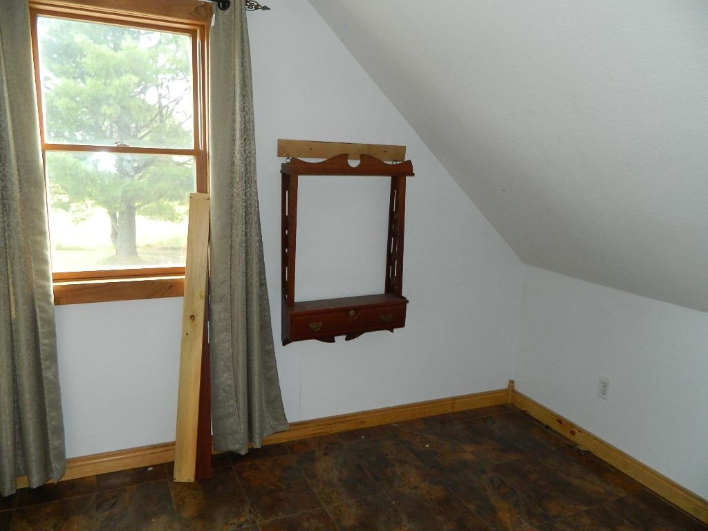 1816 Eisenhower Road Blanchard, MI 49310 - Photo 14 of 23
