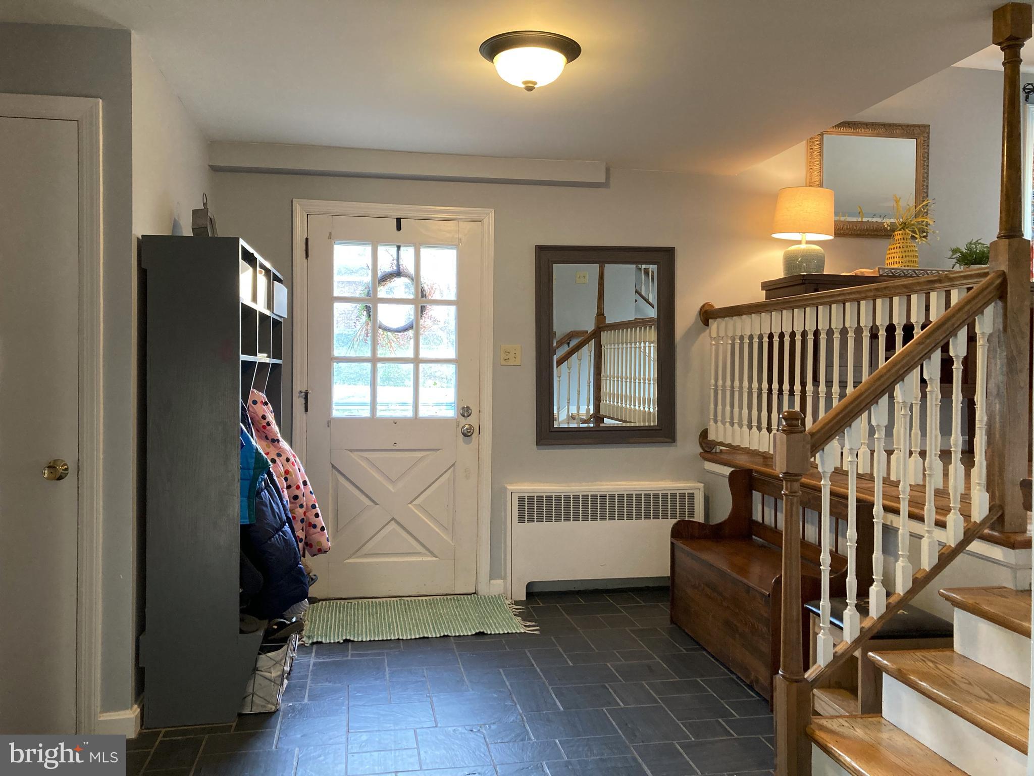 1129 Colonial Road Lancaster, PA 17603 - Photo 8 of 38 Gallery Image 8