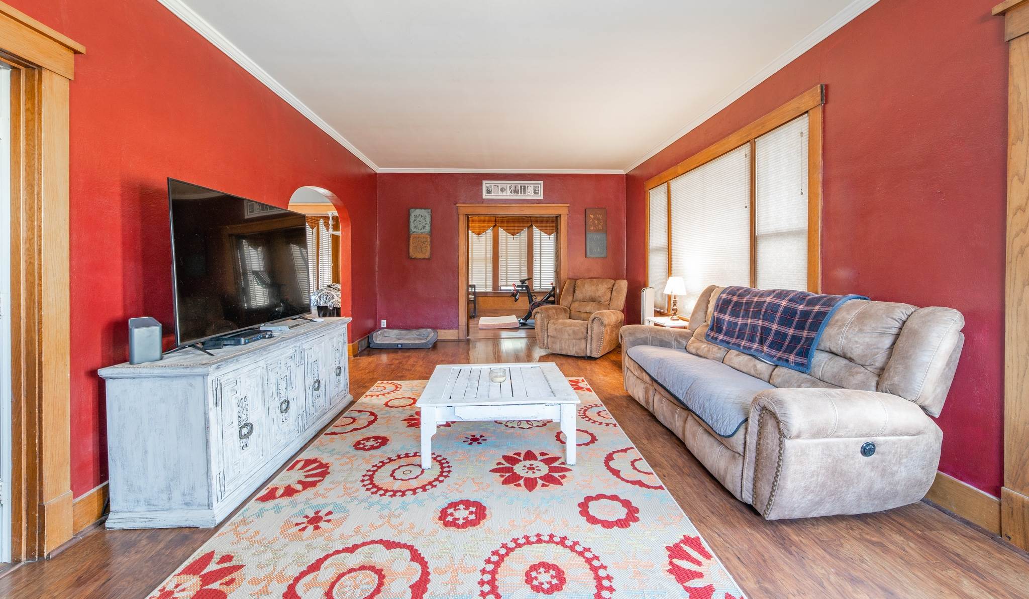 109 Woodlawn Road Lincoln, IL 62656 - Photo 5 of 33 Gallery Image 5