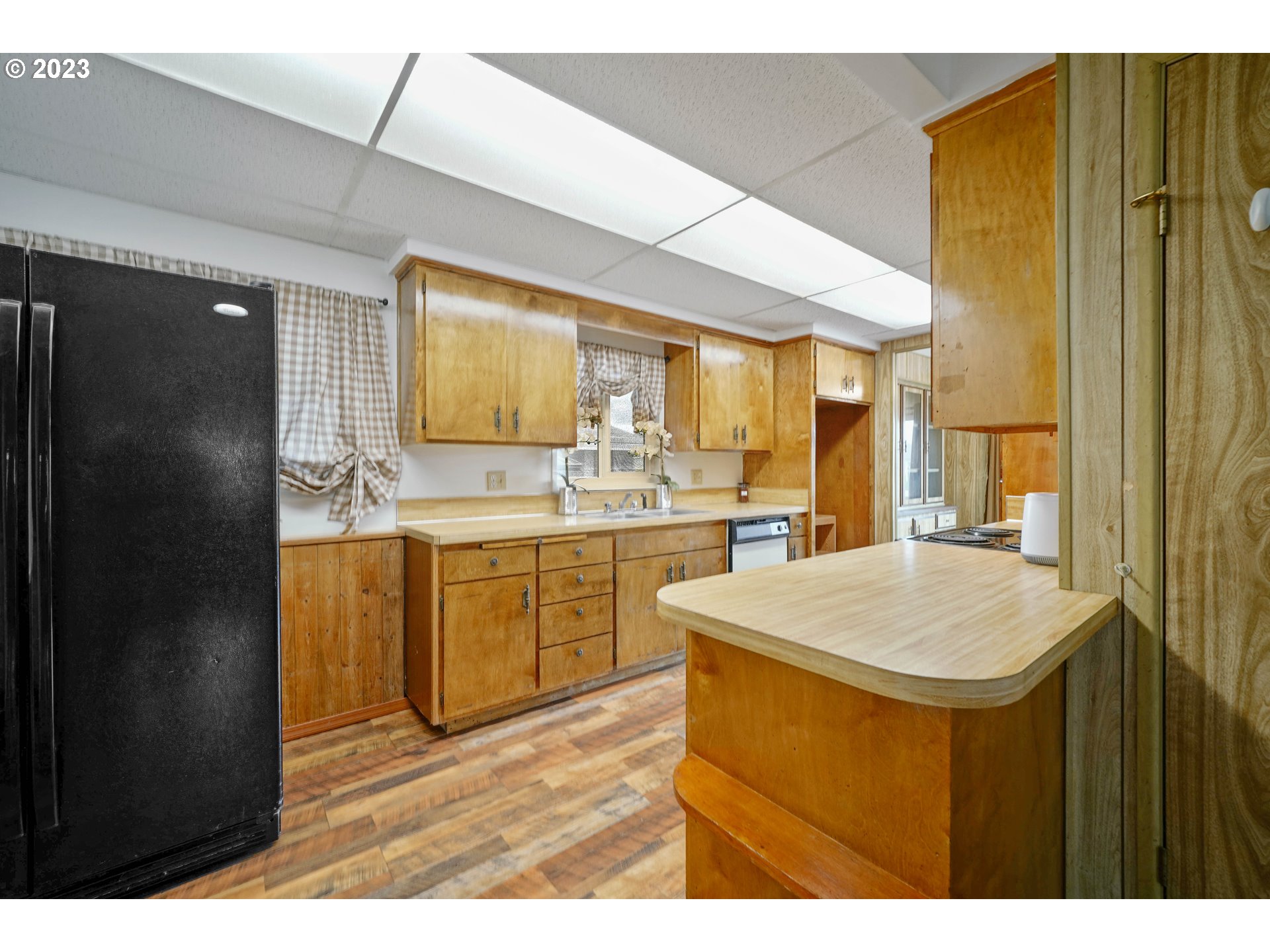 503 Southeast Sheridan Road Sheridan, OR 97378 - Photo 5 of 39 Gallery Image 5
