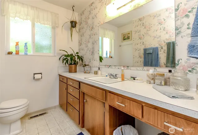 $684,900 | 10526 Wauna Street Southwest, Lakewood, WA 98498