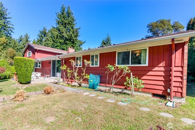 $684,900 | 10526 Wauna Street Southwest, Lakewood, WA 98498