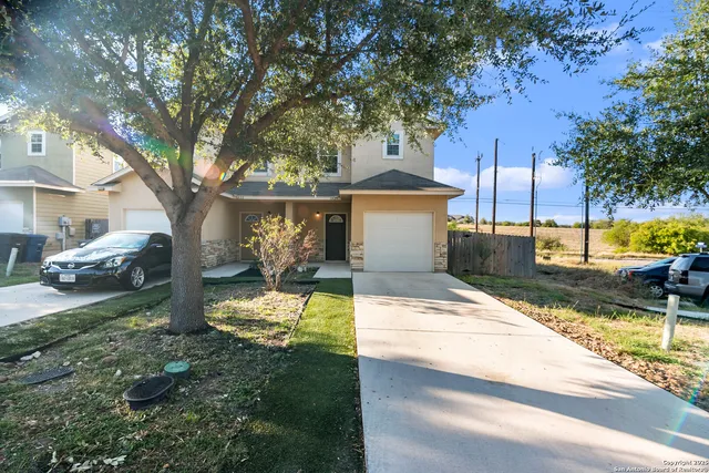 $1,525 | 6424 Attucks Lane, San Antonio, TX 78238