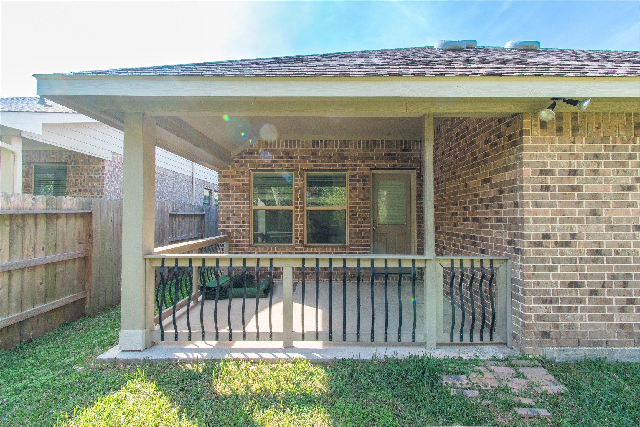 4639 Sequoia Echo Drive Spring, TX 77386 - Photo 29 of 30 a front view of a house with a garden