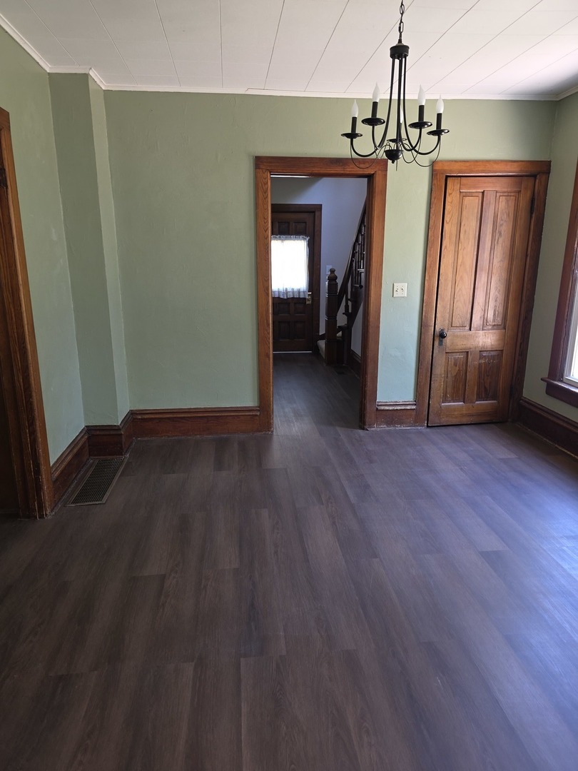 200 East North Street Walnut, IL 61376 - Photo 5 of 31