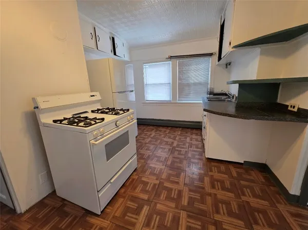 $1,800 | 20 Pendleton Street, Unit 2, Cranston, RI 02920