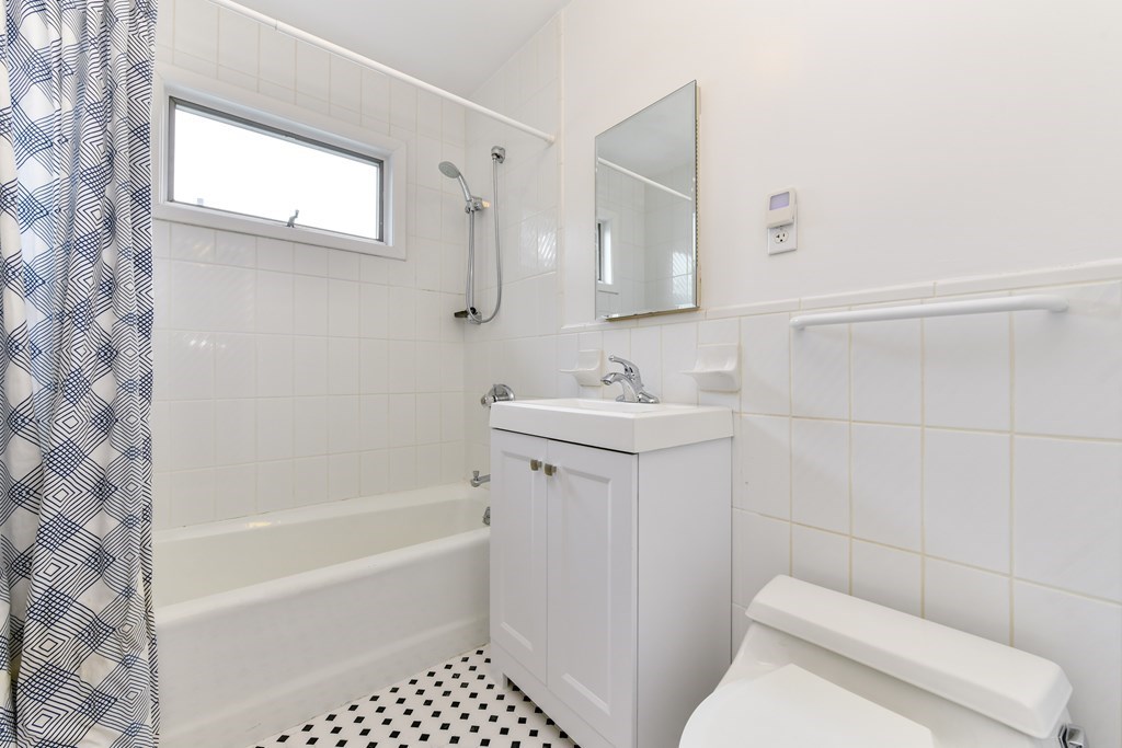 45 Grozier Road, Unit 2 Cambridge, MA 02138 - Photo 16 of 26 Gallery Image 16