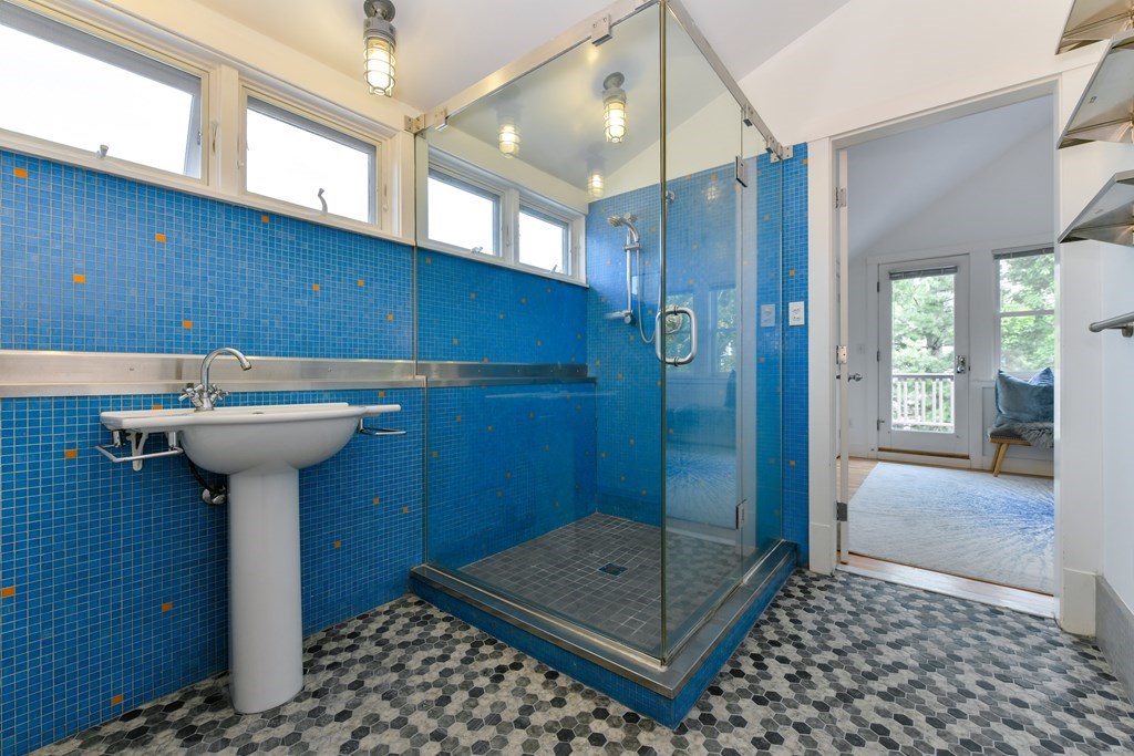 45 Grozier Road, Unit 2 Cambridge, MA 02138 - Photo 24 of 26 Gallery Image 24