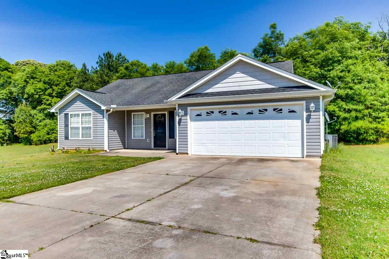 212 Turkey Trot Road Williamston, SC 29697 - Photo 3 of 22