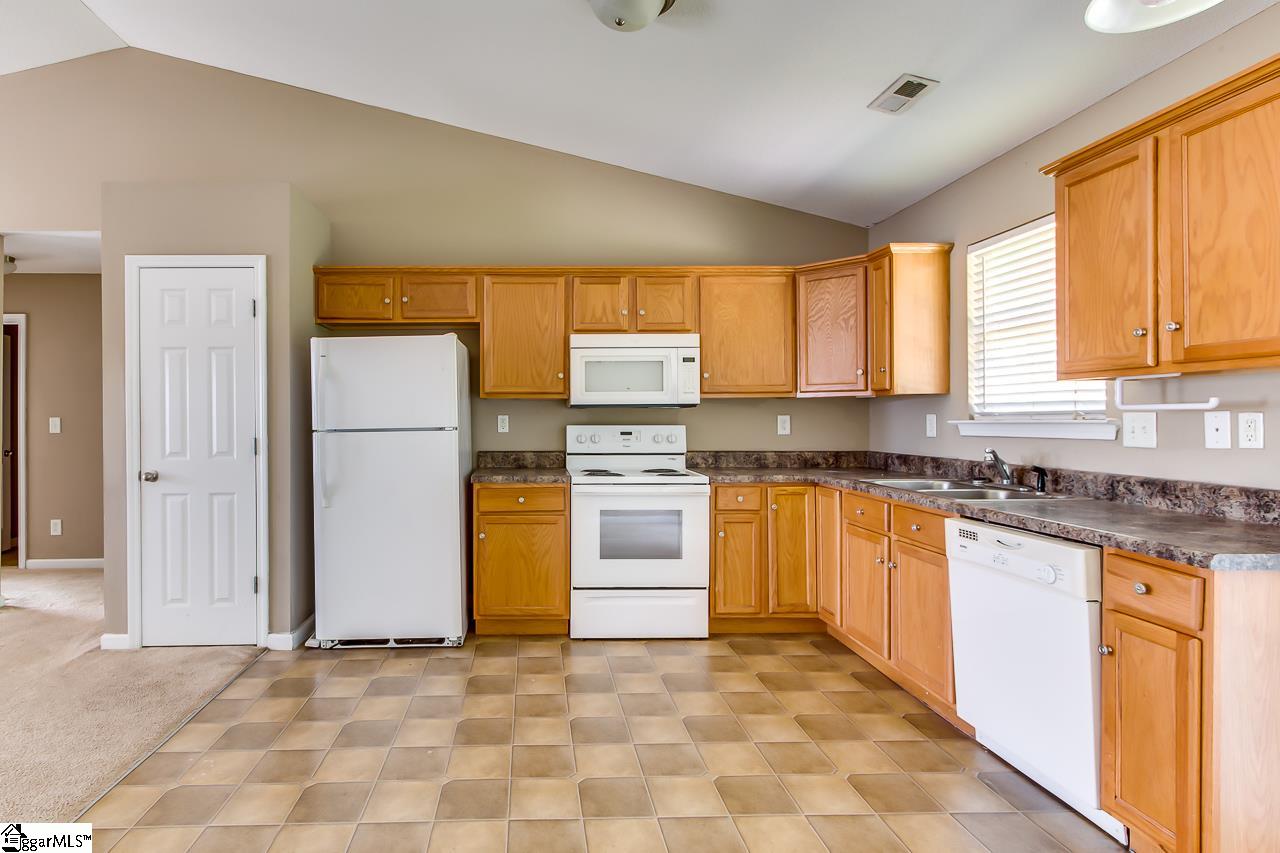 212 Turkey Trot Road Williamston, SC 29697 - Photo 9 of 22