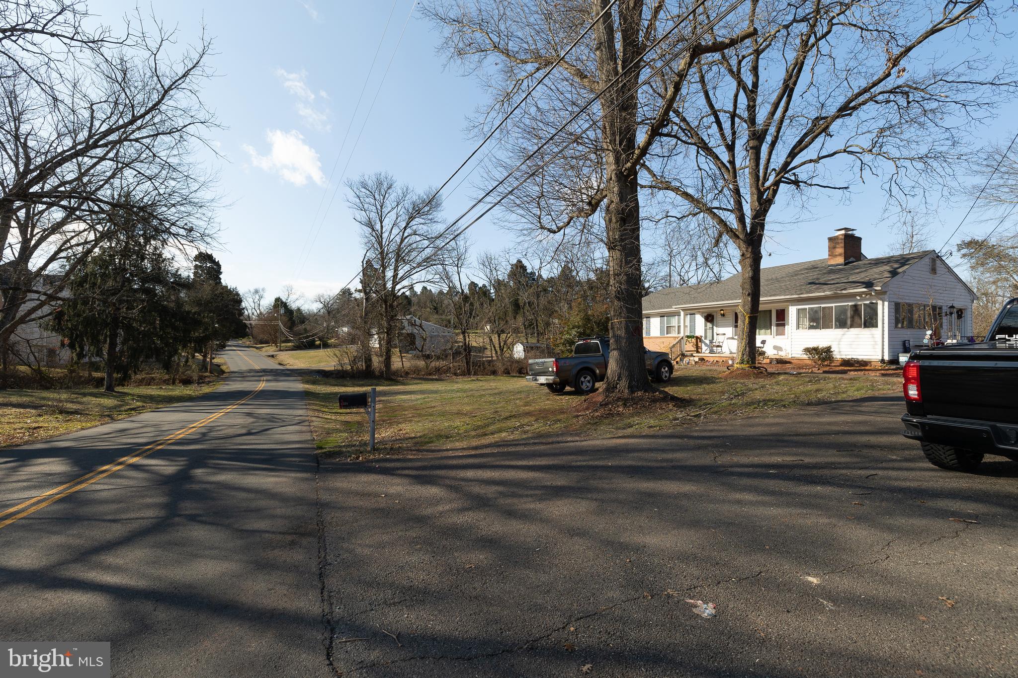 8316 Rolling Road Manassas, VA 20110 - Photo 30 of 30 Gallery Image 30