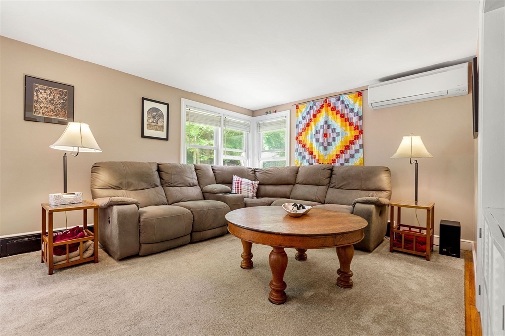 55 Robert Road Marblehead, MA 01945 - Photo 13 of 35 Gallery Image 13