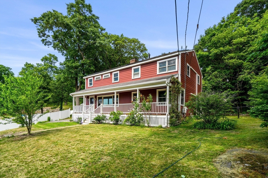 55 Robert Road Marblehead, MA 01945 - Photo 2 of 35 Gallery Image 2
