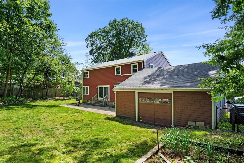 55 Robert Road Marblehead, MA 01945 - Photo 30 of 35 Gallery Image 30
