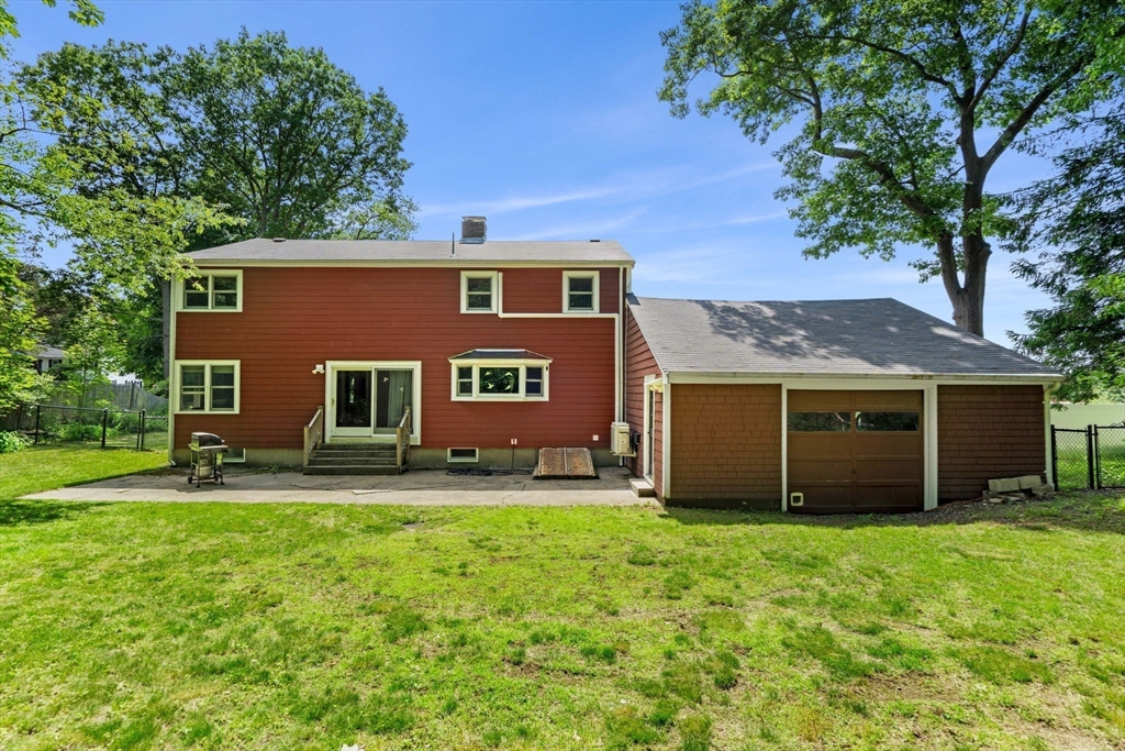 55 Robert Road Marblehead, MA 01945 - Photo 31 of 35 Gallery Image 31