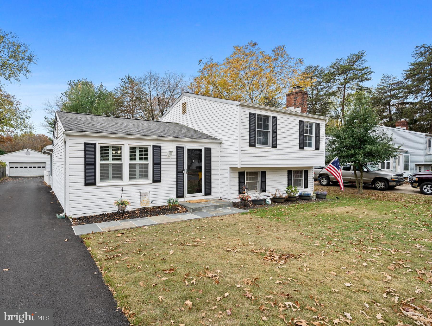 869 Evergreen Road Severn, MD 21144 - Photo 3 of 58