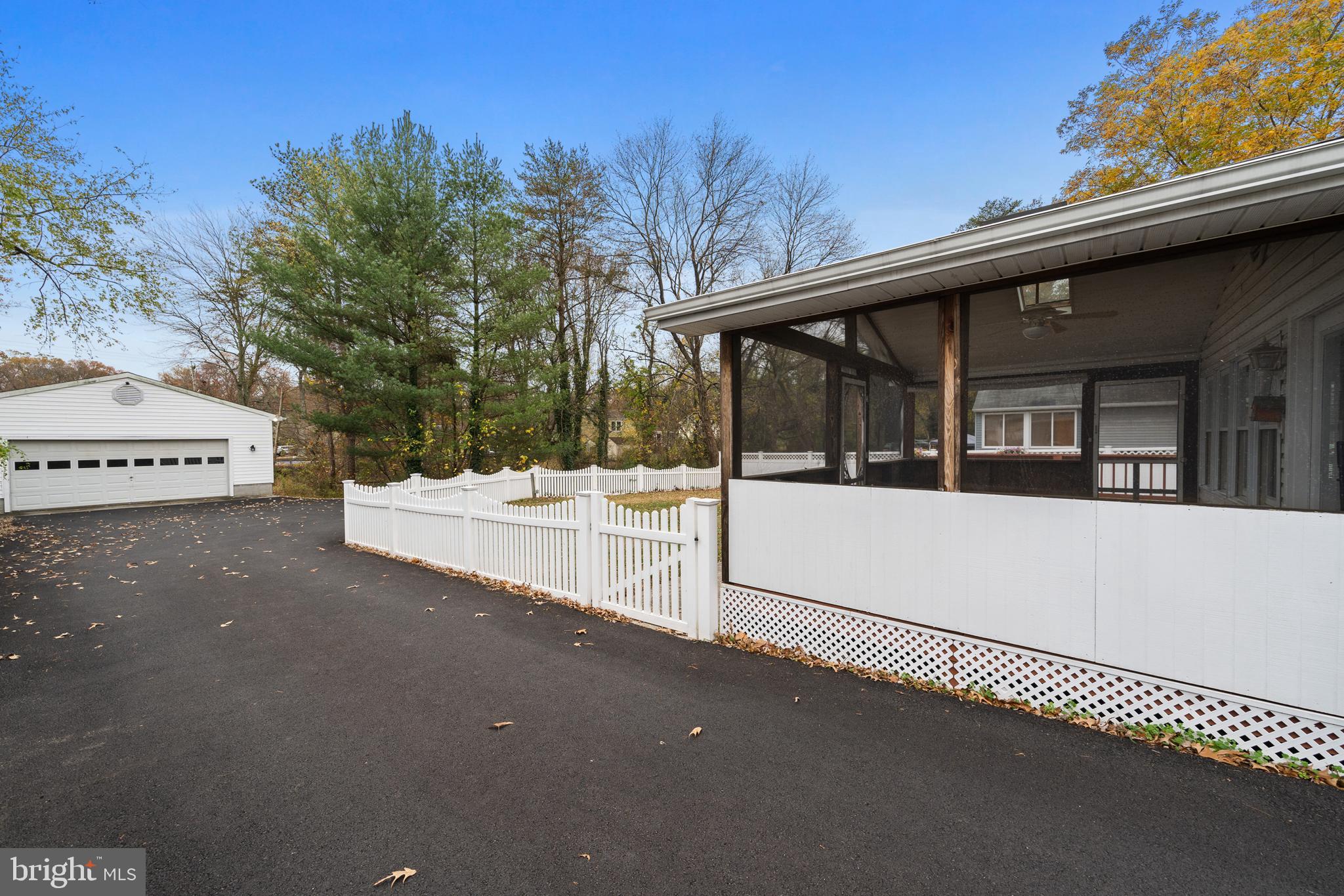 869 Evergreen Road Severn, MD 21144 - Photo 9 of 58