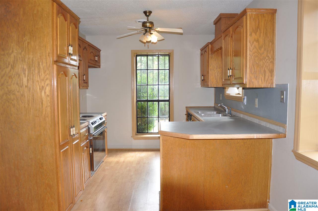 135 Loil Abbott Road Hayden, AL 35079 - Photo 4 of 25