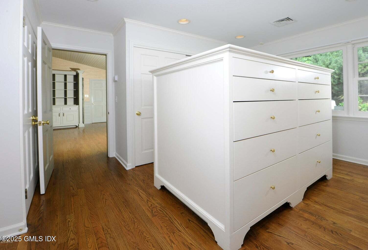 177 Indian Head Road Riverside, CT 06878 - Photo 15 of 30 Primary Closet