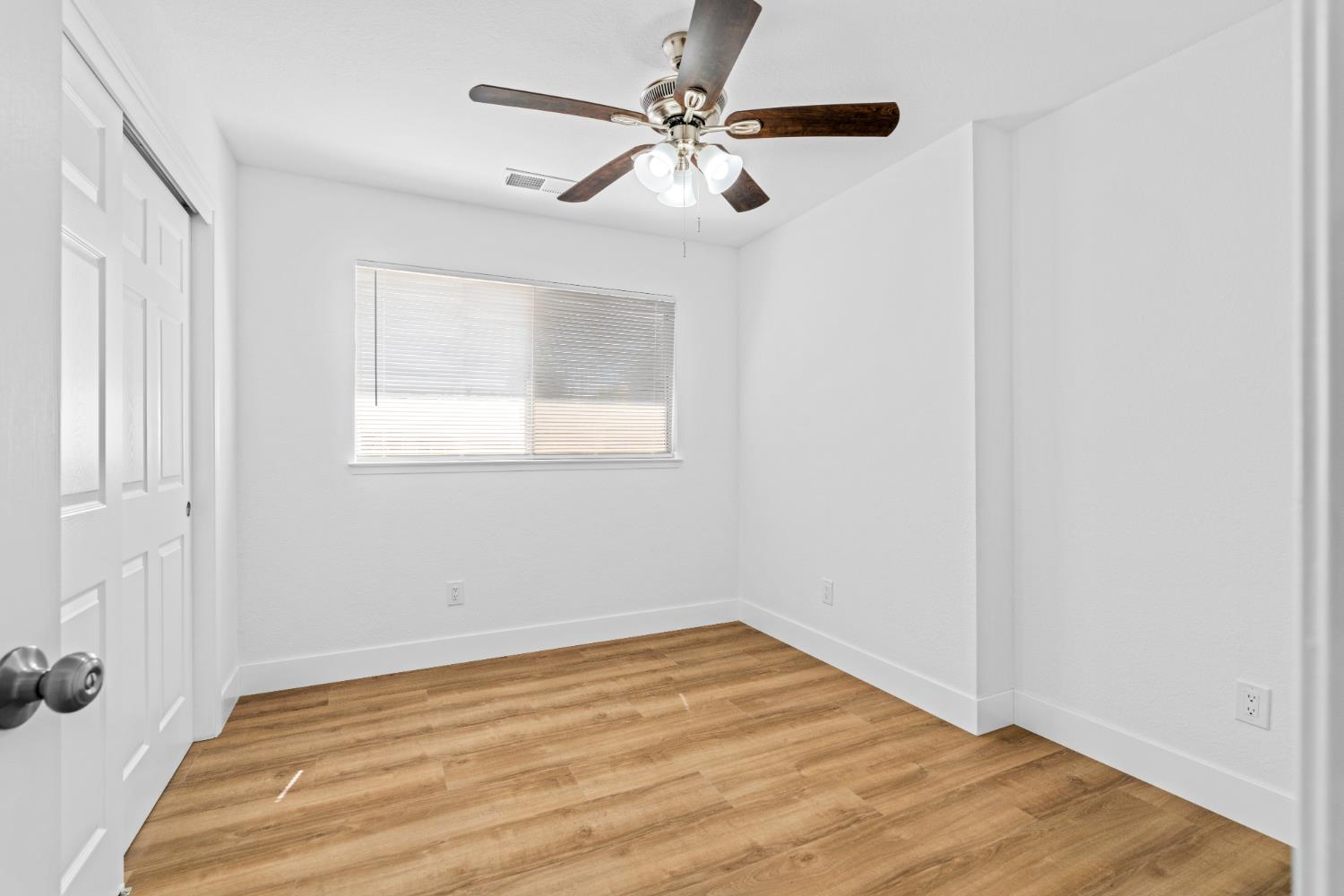 1833 Mimi Way Modesto, CA 95351 - Photo 12 of 27