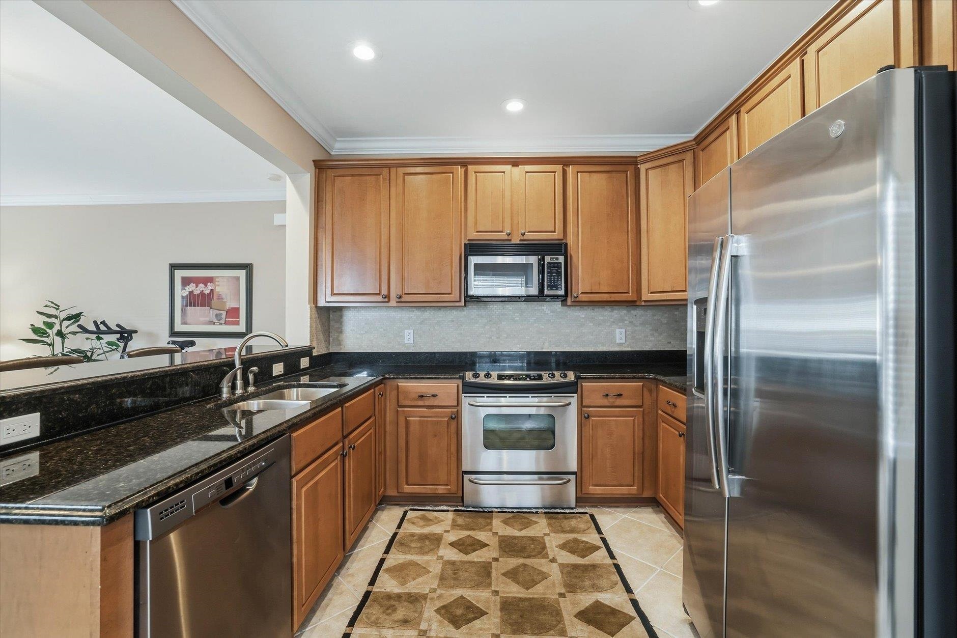 1325 Stone Road, Unit 201 Tallahassee, FL 32303 - Photo 11 of 46 Gallery Image 11