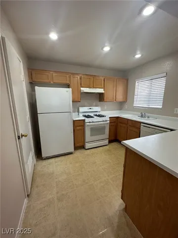 $1,295 | 4555 East Sahara Avenue, Unit 232, Las Vegas, NV 89104
