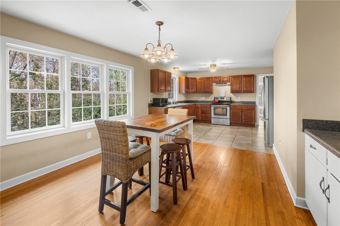 102 Cherokee Road Clemson, SC 29631 - Photo 13 of 50