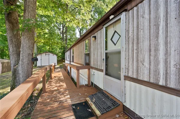 $189,000 | 2304 North Sleepy Hollow, Eckerty, IN 47116