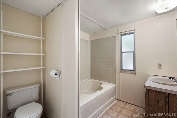 $189,000 | 2304 North Sleepy Hollow, Eckerty, IN 47116