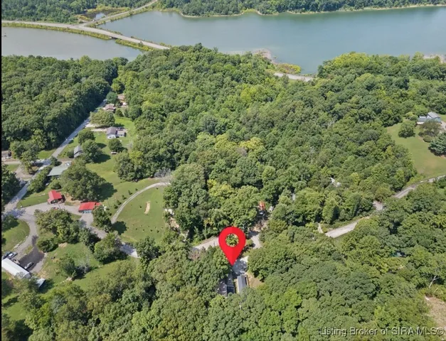 $189,000 | 2304 North Sleepy Hollow, Eckerty, IN 47116