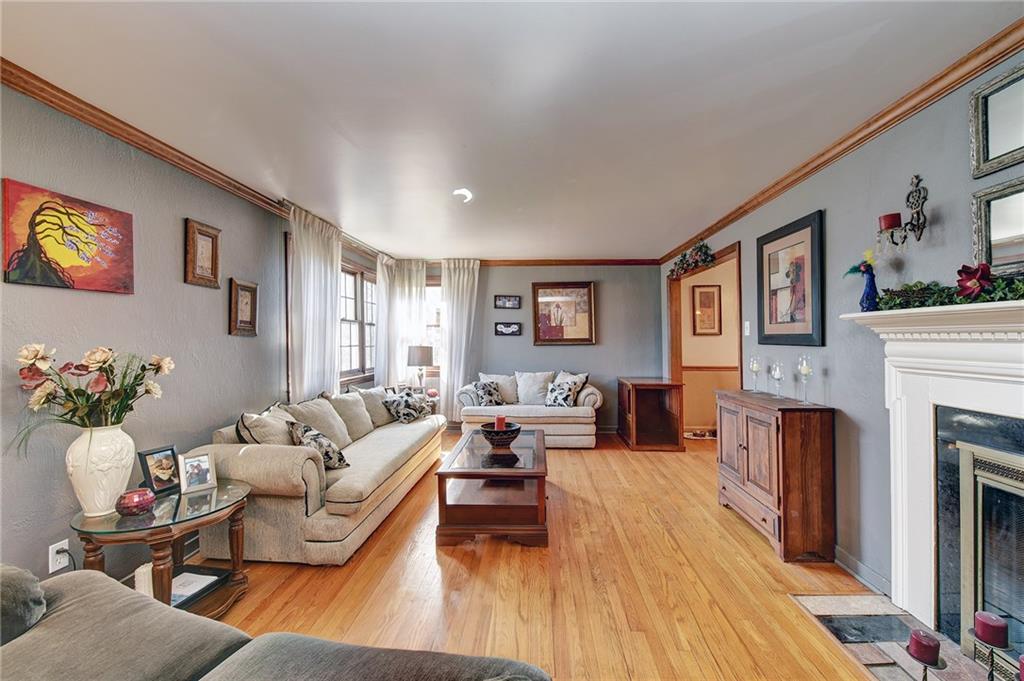 1209 Girard Road Pittsburgh, PA 15227 - Photo 2 of 25 Gallery Image 2