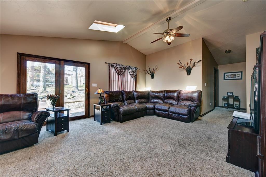 1209 Girard Road Pittsburgh, PA 15227 - Photo 12 of 25 Gallery Image 12