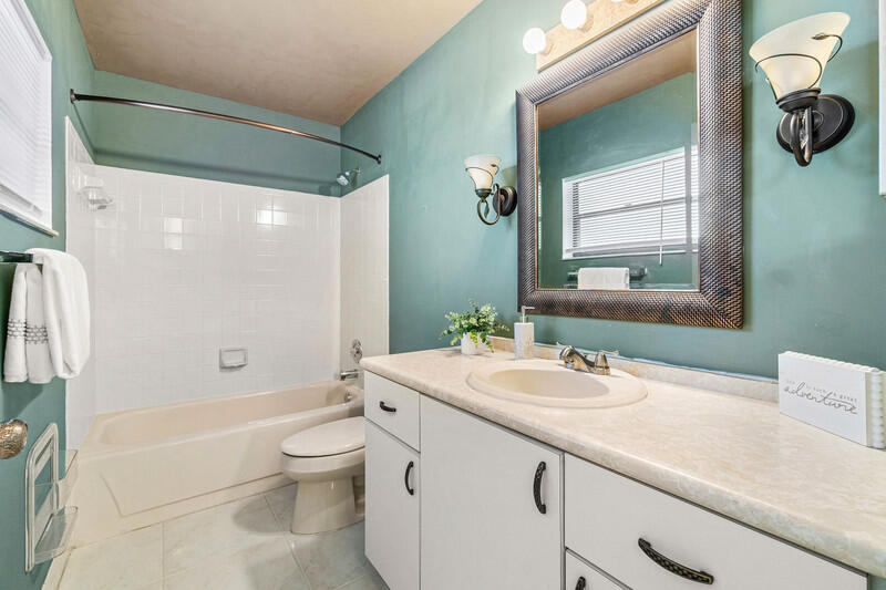 21011 Windemere Lane Boca Raton, FL 33428 - Photo 15 of 21 pic 8