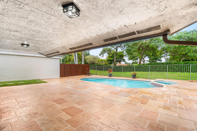 21011 Windemere Lane Boca Raton, FL 33428 - Photo 18 of 21 pic 12