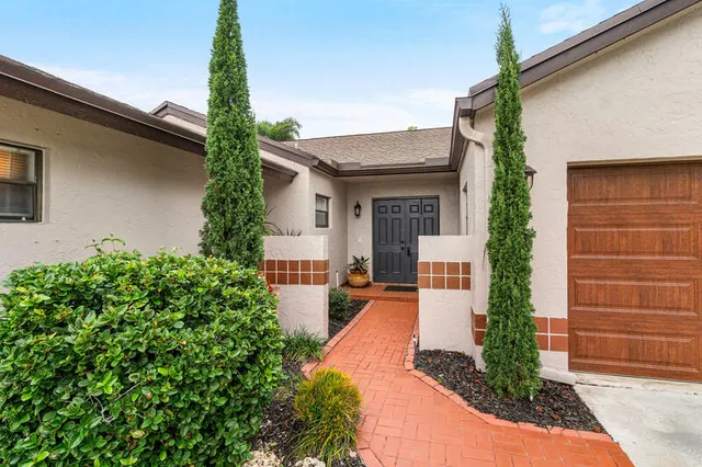 $3,900 | 21011 Windemere Lane, Boca Raton, FL 33428